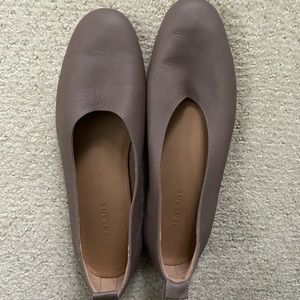 Everlane Leather Day Glove Flat